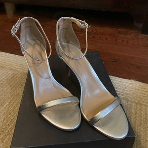 Banana Republic silver sandal size 7